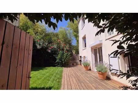 maison de luxe à vendre dans le quartier barriere du medoc