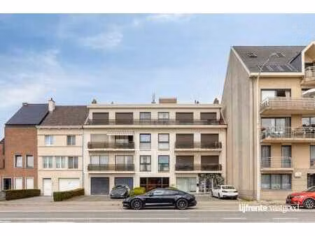 appartement met 3 slpks  terras en *garagebox