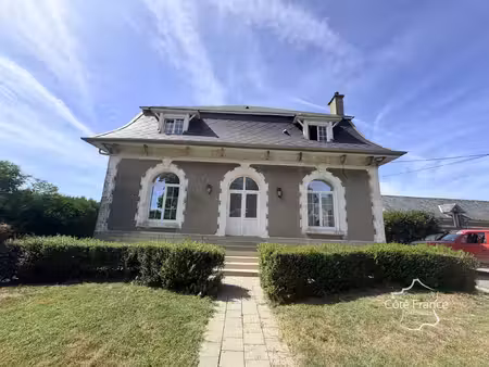 80240 exclusivite- maison de maitre à vendre
