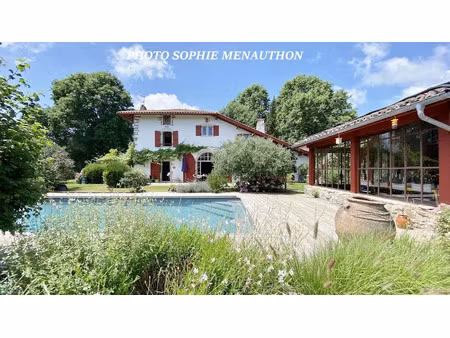 vente maison 8 pièces 310 m² à bayonne (64100)  1 620 000 €