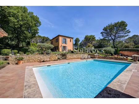 maison de luxe à vendre à saint-marc-jaumegarde