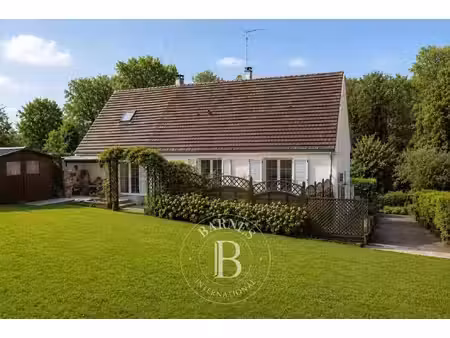 pondron - vallée de l'automne - maison familiale de 275 m² avec piscine intérieure