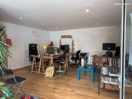 place bureau partagé