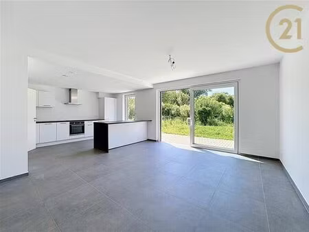 maison à vendre avec terrasse et jardin   dave (vbe44870)