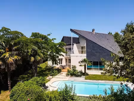 maison d'architecte avec piscine aux portes du mans