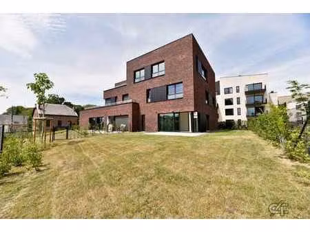 appartement d'exception avec jardin privatif