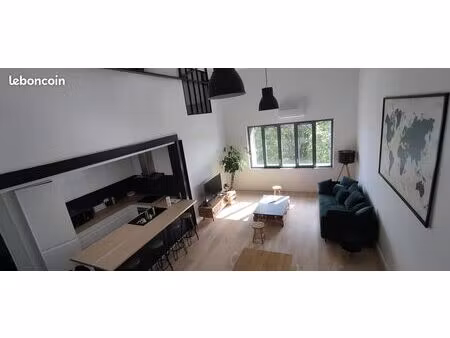 chambre meublée dans grand loft tout confort - charges incluses