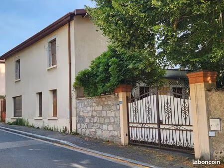 loue maison pour travailleurs sur le secteur de brignais