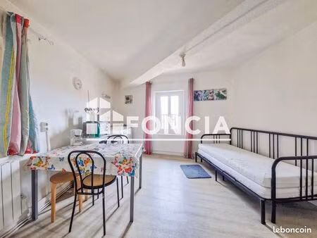 studio 1 pièce 20 m²