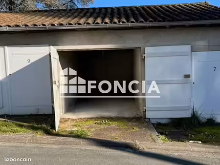 parking nontron