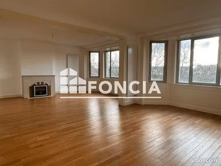 appartement 4 pièces 181 m²