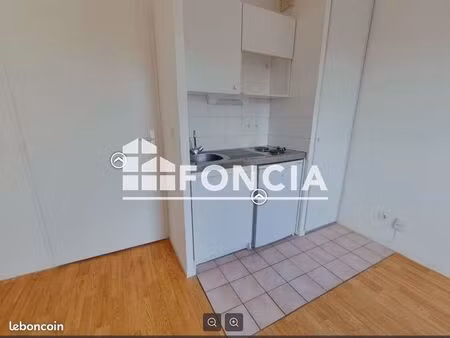 studio 1 pièce 19 m²