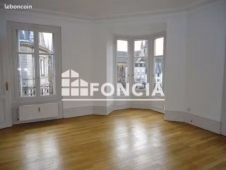 appartement 7 pièces 206 m²