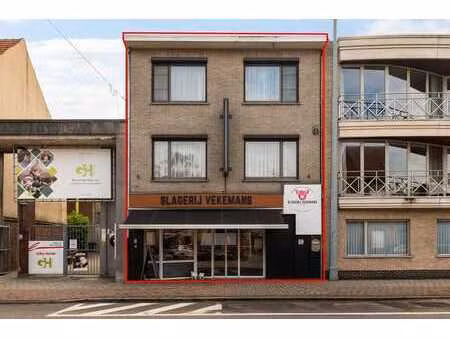 commerce avec appartement