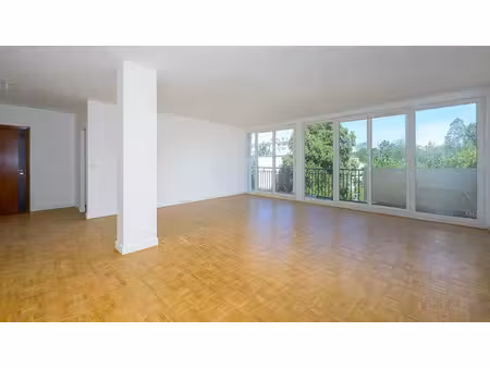 location appartement 5 pièces 120 m² à ville-d'avray (92410)  2 497 €