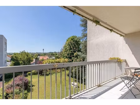 vente appartement 2 pièces 44.21 m² à la varenne saint hilaire (94210)  304 500 €