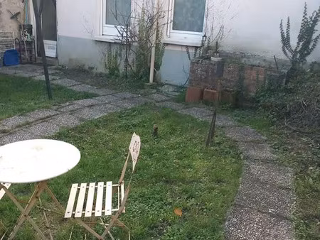 location maison 2 pièces 39 m² à saint-pierre-lès-nemours (77140)