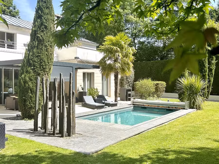 vente maison 8 pièces 297 m² vaucresson (92420)