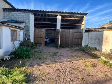 vente maison 4 pièces 101 m² saint-hilaire-la-palud (79210)