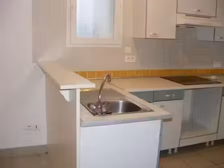 location appartement 2 pièces 43 m² à saïx (81710)