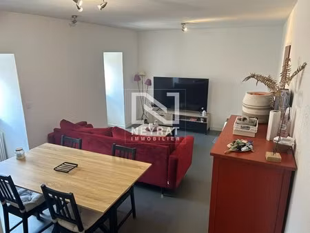 appartement type 3 65.27 m2 avec cave et 2 garages vendus loues