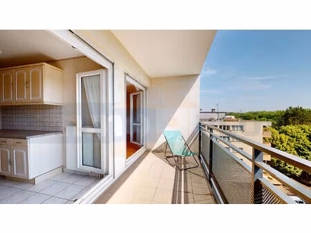 appartement bois d'arcy 3 pièces 64 87 m² + 1 cave et 1 parking extérieur