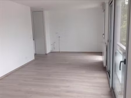 location appartement 1 pièce 36 m² à nantes (44300)