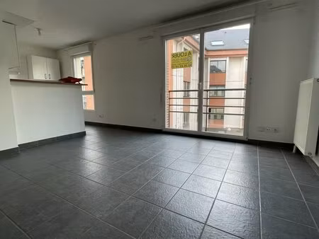 appartement f2 de 43m² avec box/parking - centre-ville de rouen - résidence réce