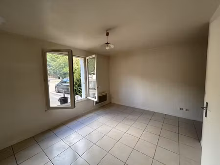 studio - boissy-sous-saint-yon