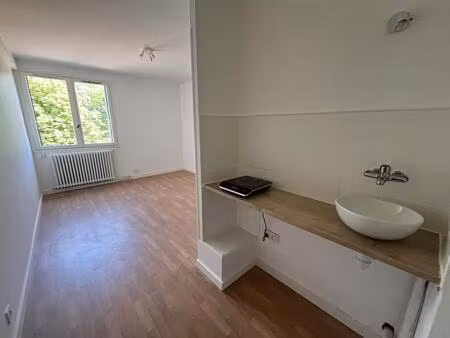 studio entièrement refait - montauban