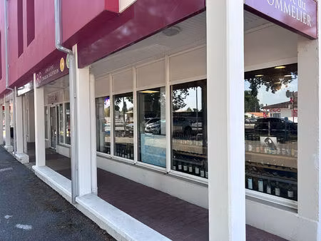 vente fonds de commerce 3 pièces  49.10m²  saint