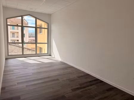 location local d’activités aix en provence 13090 30m²