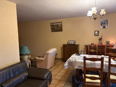 maison 3 chambres en  très bon état et très bien située