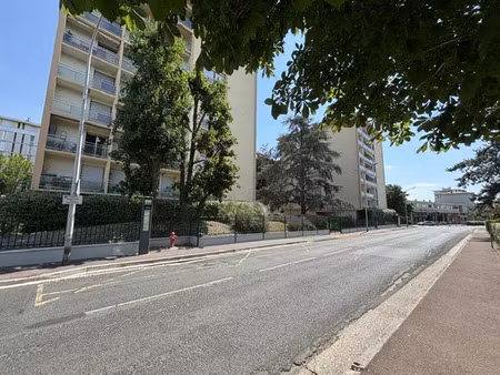 appartement proche gares et écoles