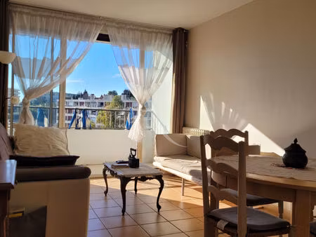 appartement grasse 3 pièces stationnement et cave