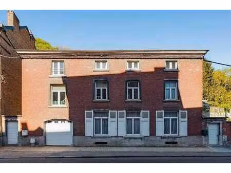 volumes impressionnants et cachet préservé : plus de 500 m²