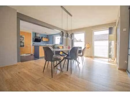 magnifique maison de type bel etage 2 chambres avec terasse