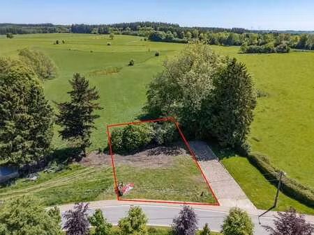 terrain à bâtir plat avec vue dégagée