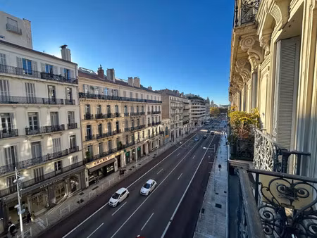 location bureau 188 m² à toulon (83000)
