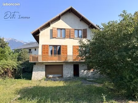 maison 9 pièces 200 m²