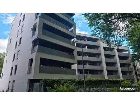 nouveaux bassins f3 avec terrasse + cave et parking