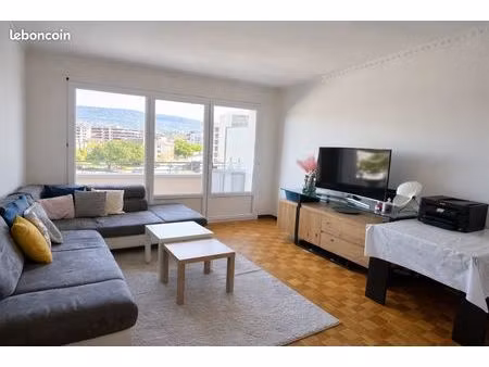 appartement t3 meublé 75m2 - hyper centre annemasse - balcon & box fermé - tram geneve -