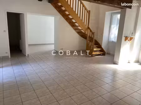 maison 5 pièces 102 m²
