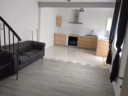 maison t4 75 m² refait à neuf meublé avec cour 55m² centre ville de vic en bigorre