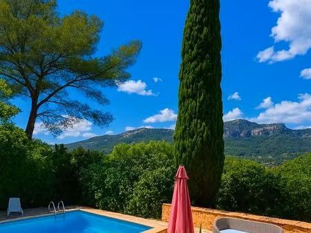 superbe maison familiale dans bel écrin de verdure