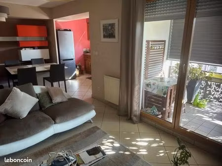 appartement 3 pièces 66 m²