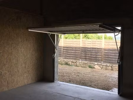 box de stockage - garage - garde-meuble - 27m² - accès 24h/24 - mende