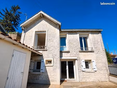 maison 4 pièces 85 m²