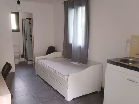 studio meublé 17m2