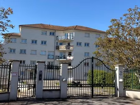 t2 48 m² – résidence privée calme – terrasse et parking inclus